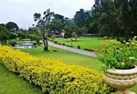 Little England / Waterfall / Habarana